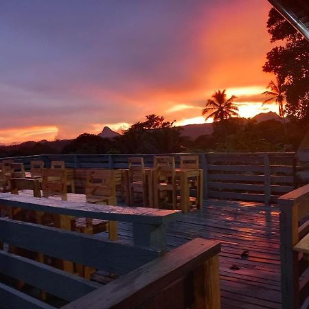 Casa Cantagalo - Guest House & Bar Restaurant Santana Dış mekan fotoğraf